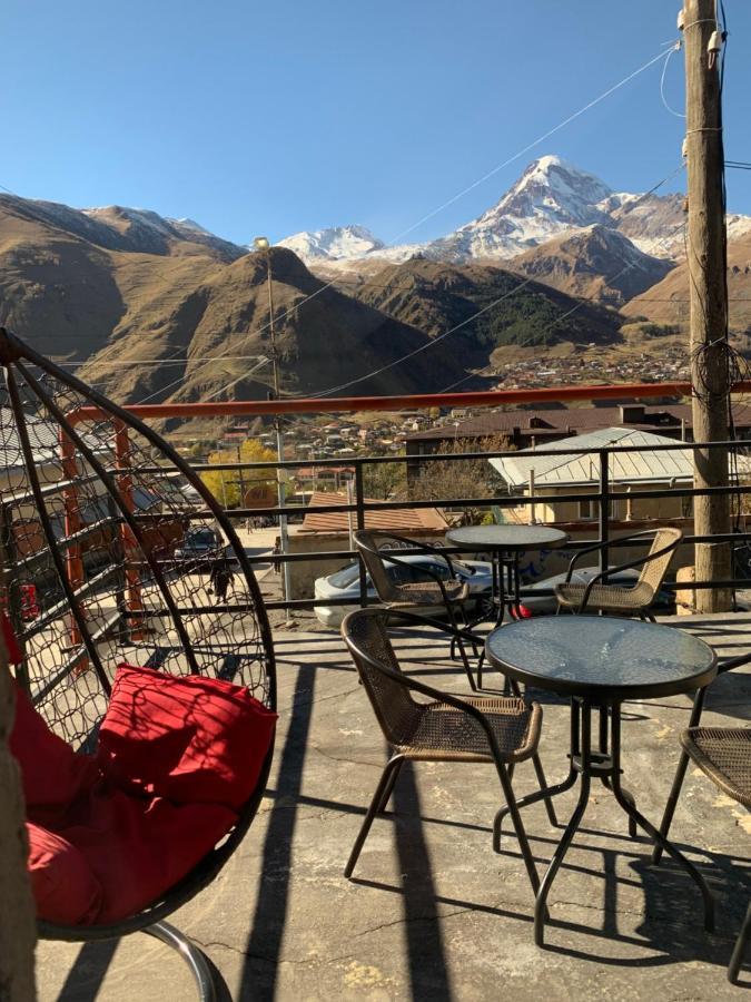 Mate'S Home Kazbegi Экстерьер фото