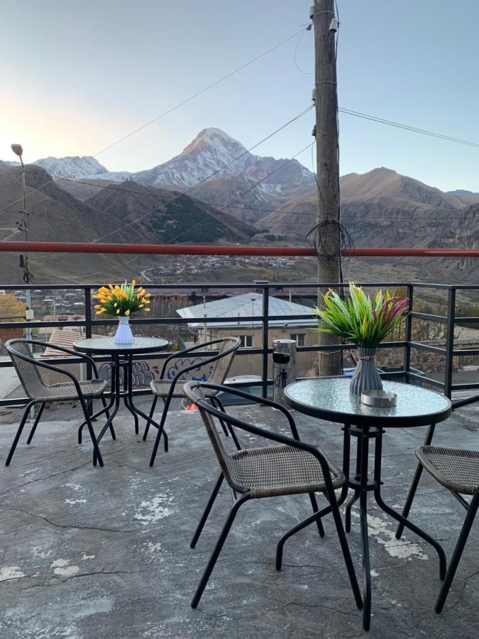 Mate'S Home Kazbegi Экстерьер фото